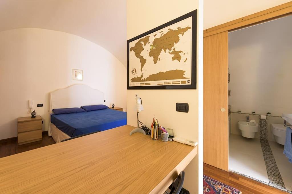 Traditional Apartment In Old City باري المظهر الخارجي الصورة
