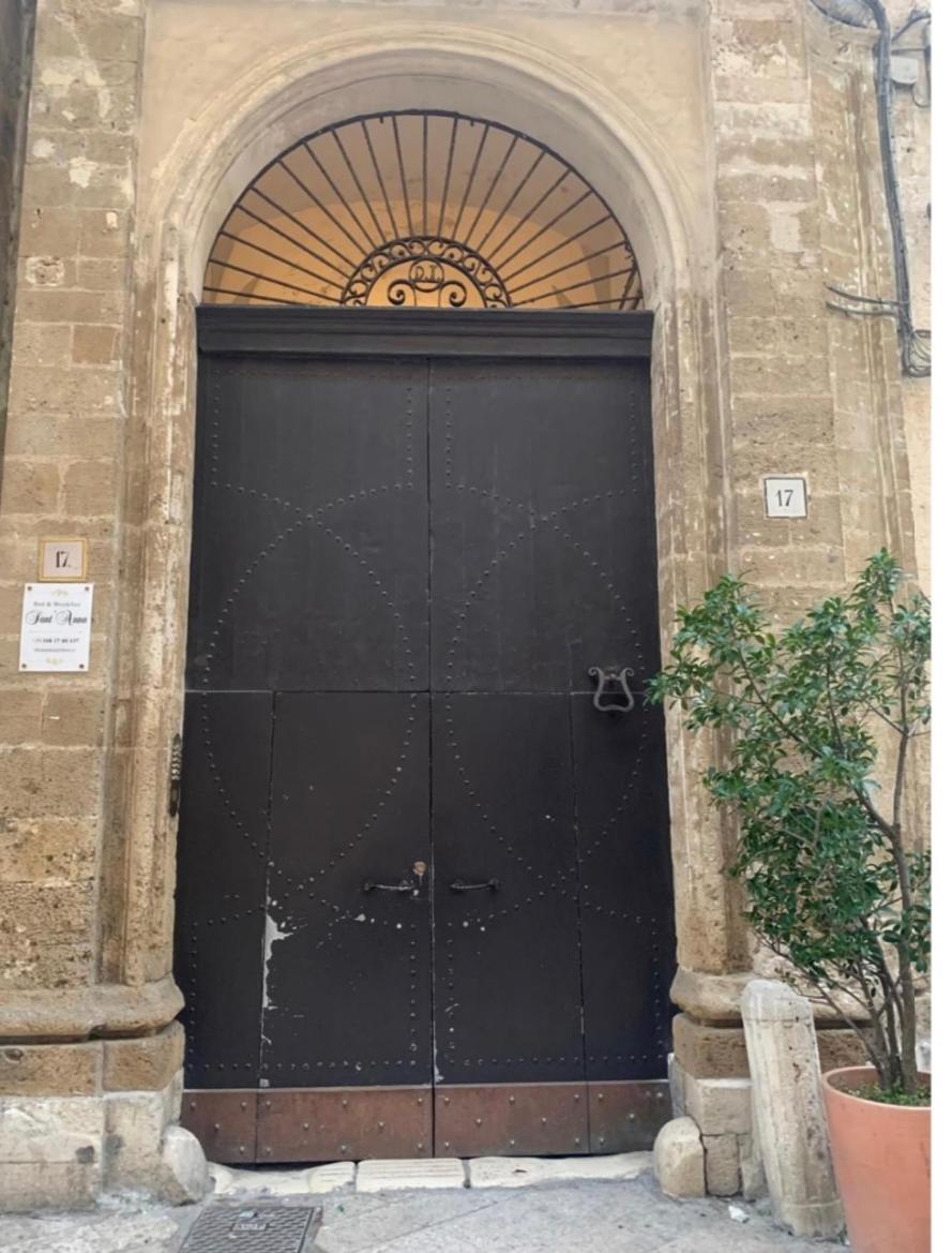 Traditional Apartment In Old City باري المظهر الخارجي الصورة